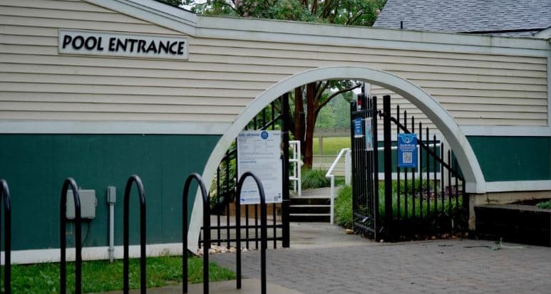 Locust Park pool, photo 1