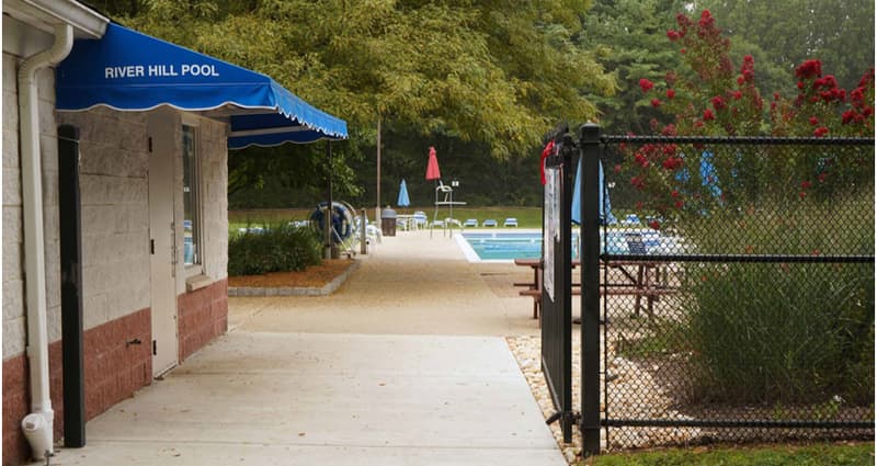 River Hill pool, photo 1