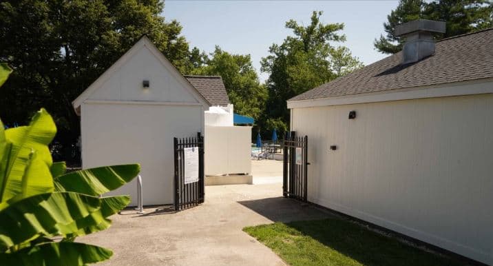 Hopewell pool, photo 1